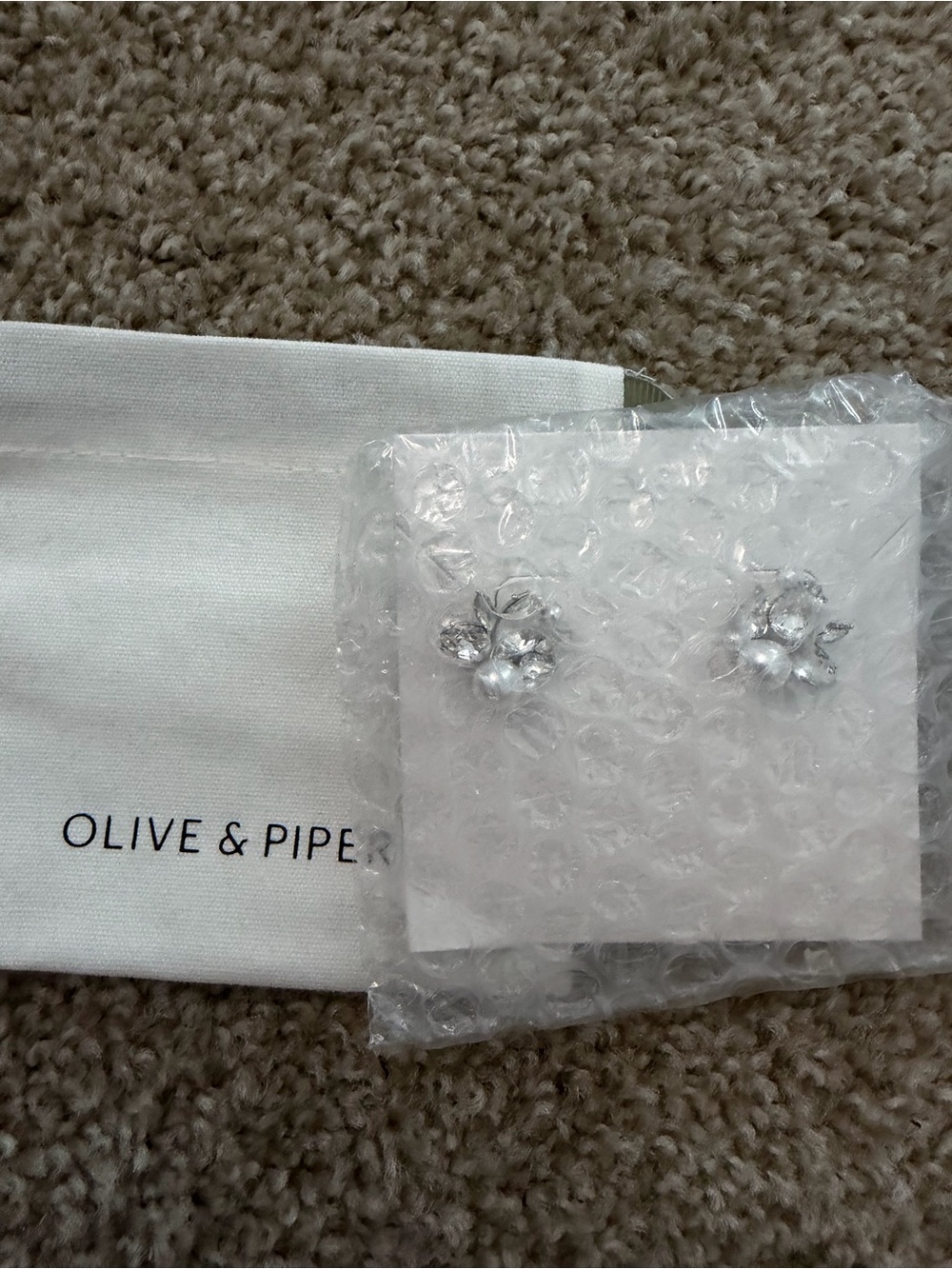 Olive & Piper Silver Floral Crystal Stud Earrings - Clear Silver